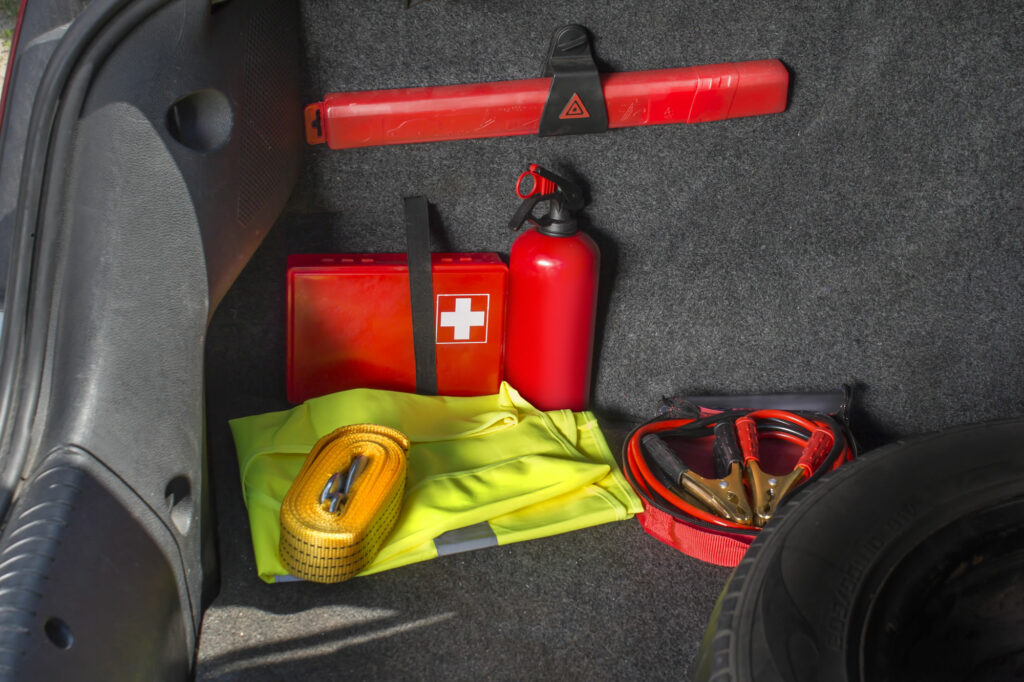 your-emergency-car-kit