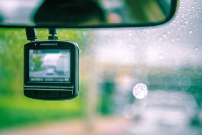 dashboard-cam-captures-teen-distracted-driving